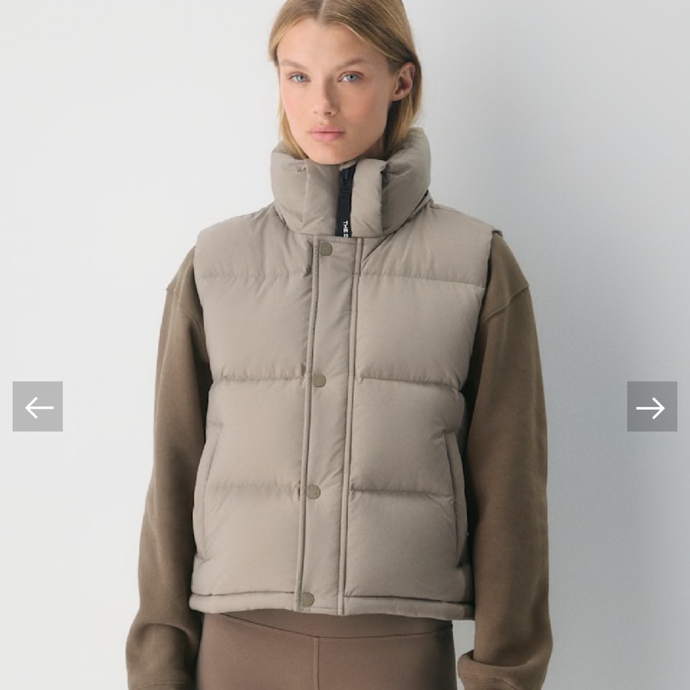 Aritzia The Super Puff Shorty Vest - Sage Green, size small - Picture 8 of 10